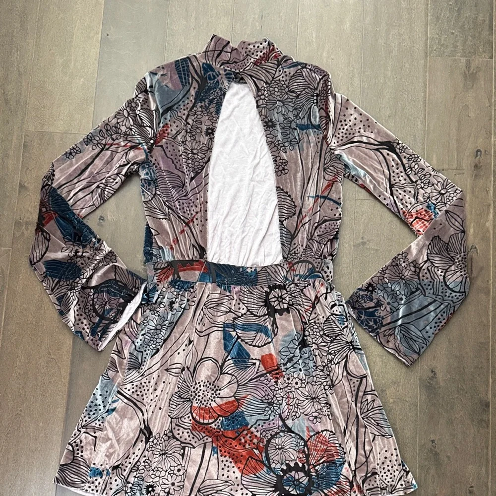 Free People Mock Neck Floral Velvet Burnout Mini Dress Size Small Boho Open Back